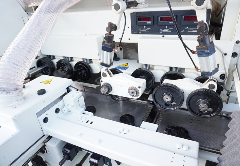 Strugarka 4stronna SCM Superset Plus 7wrzecion - 06