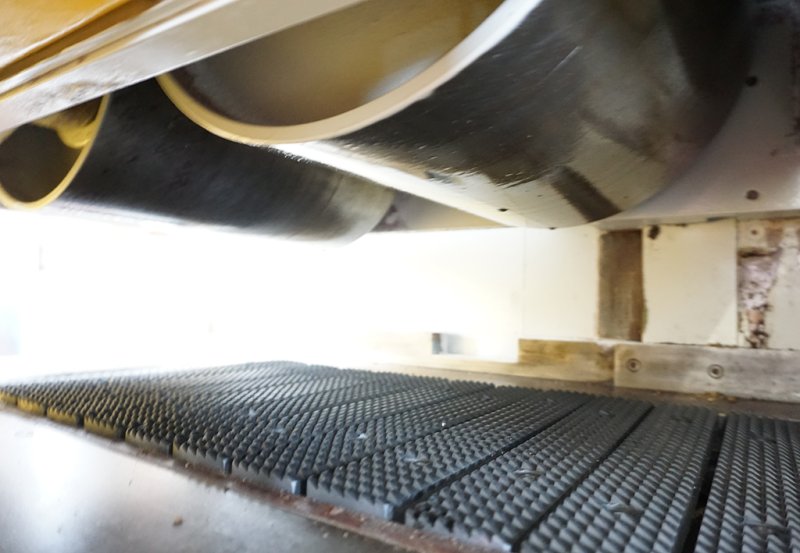 Wielopiła gąsienicowa dwuwałowa Costa 370mm 2x37kW - 05