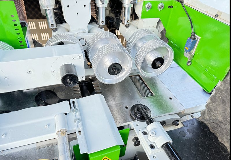 Strugarka czterostronna Reignmac RMM423 - 04