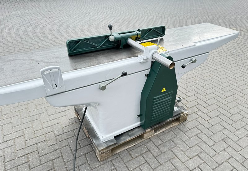 Wyrówniarka heblarka do drewna BAUERLE - 05