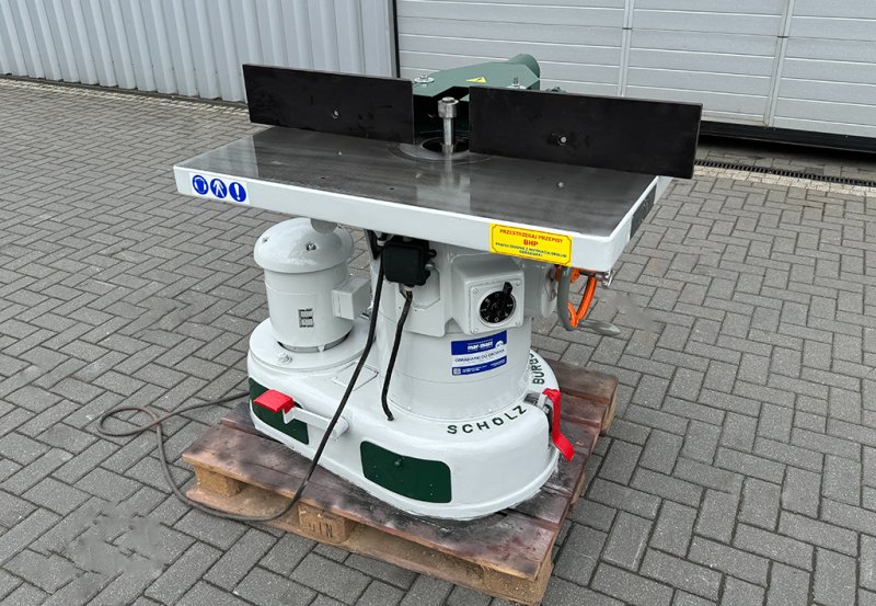 Frezarka dolnowrzecionowa Niemiecka