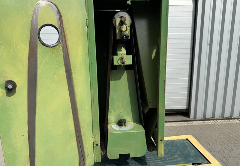 Szlifierka przelotowa walcowa Vangroenweghe - 03