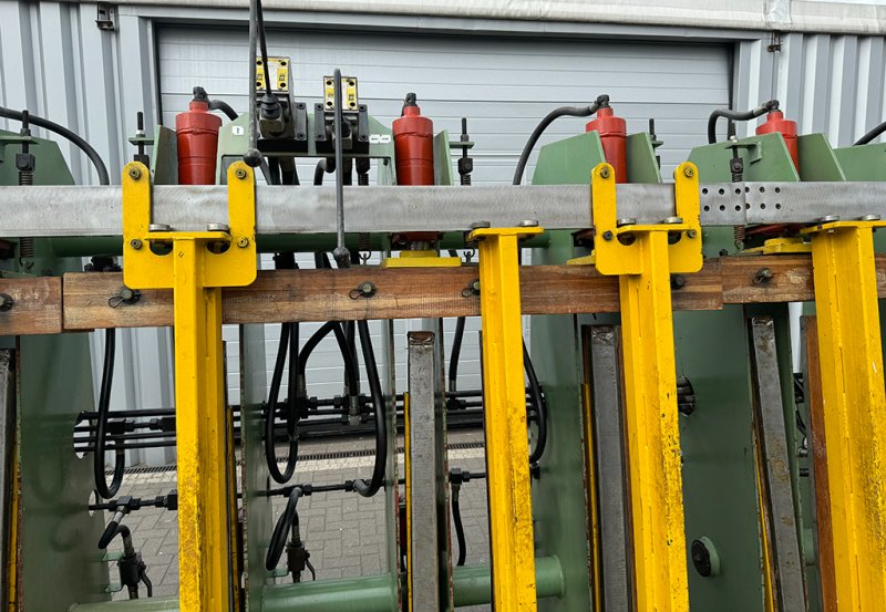 Prasa montażowa do klejenia drewna FAMAD - 06