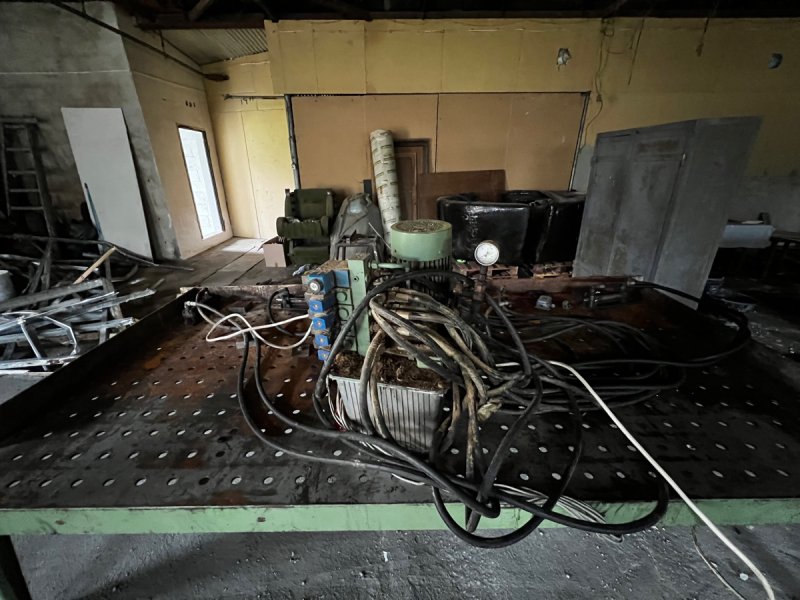 Prasa hydrauliczna SIEVERS do klejenia konstrukcji - 02