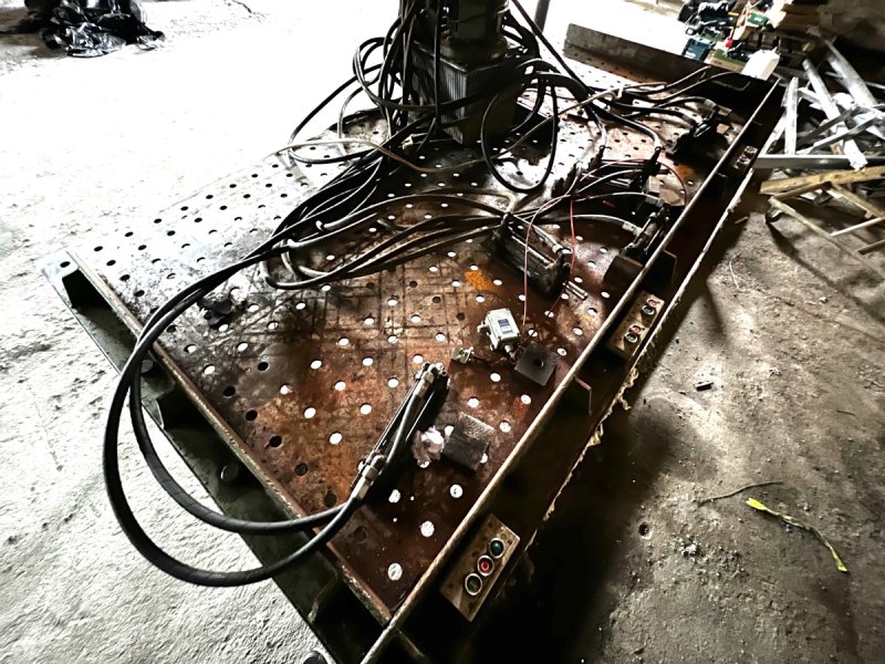 Prasa hydrauliczna SIEVERS do klejenia konstrukcji - 03