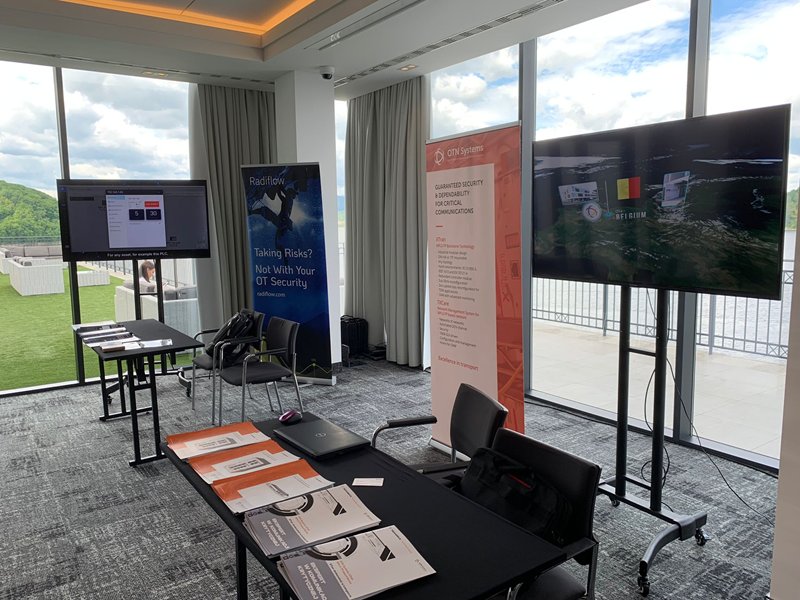 Wynajem telewizorów 75 i 55 cali plus statyw