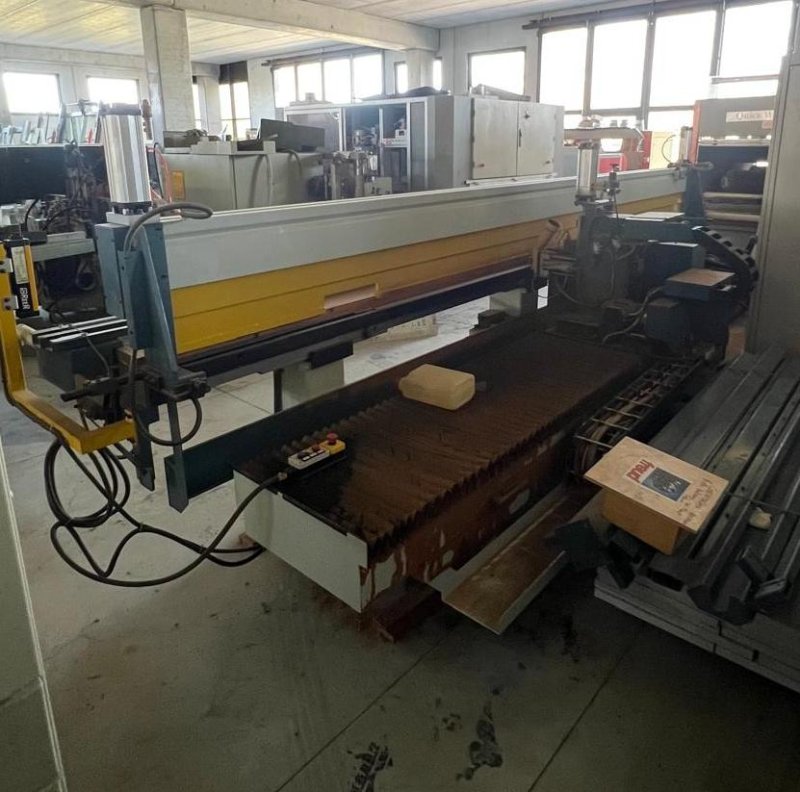 Dłutarka, wiertarka pozioma Masterwood OMB 1 CN3. - 02