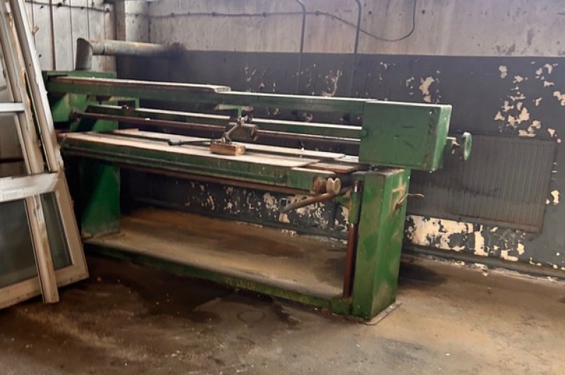 Szlifierka długotaśmowa SAFO 250, 4 kW - 01