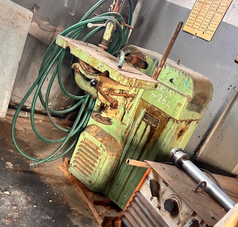 Wiertarka pozioma KORONOWO z oscylacją, 2,2 kW - 01