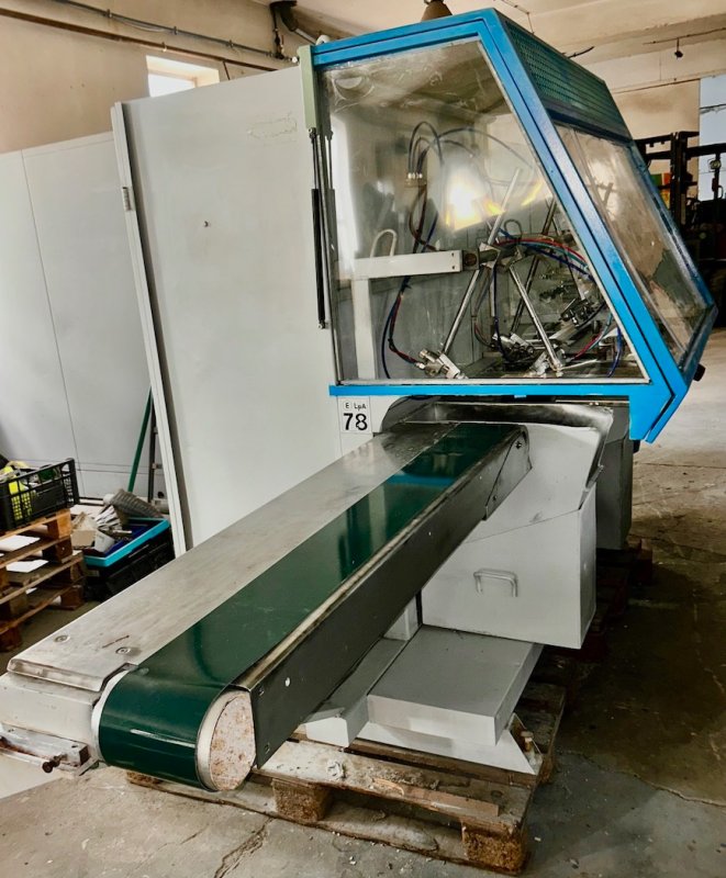 Automat MAKOR CSP 4 do lakierowania listew - 02