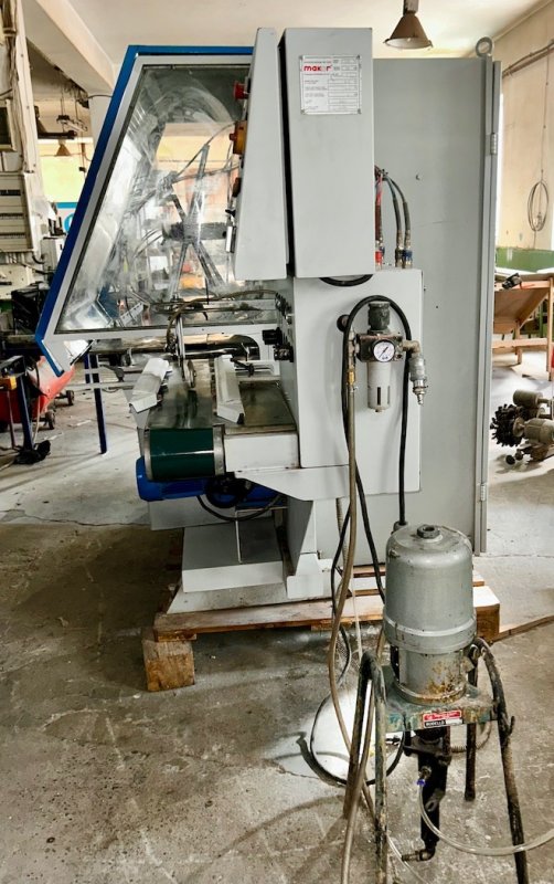 Automat MAKOR CSP 4 do lakierowania listew - 06