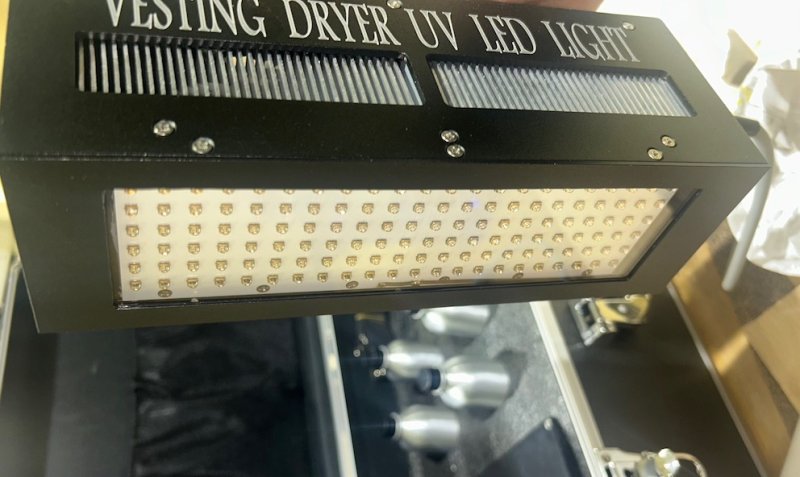 Lampy do suszenia UV Vesting - 02