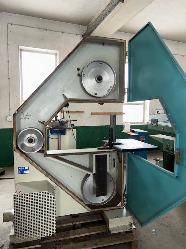 Szlifierka pionowa O.M.A do elementów krzywoliniow - 03