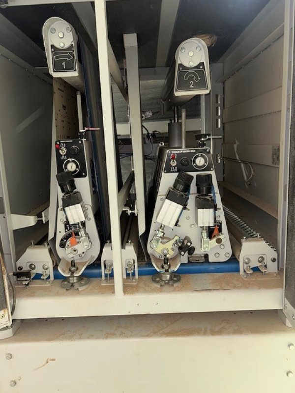 Szlifierka szerokotaśmowa BULDOG SPB 1100 - 03