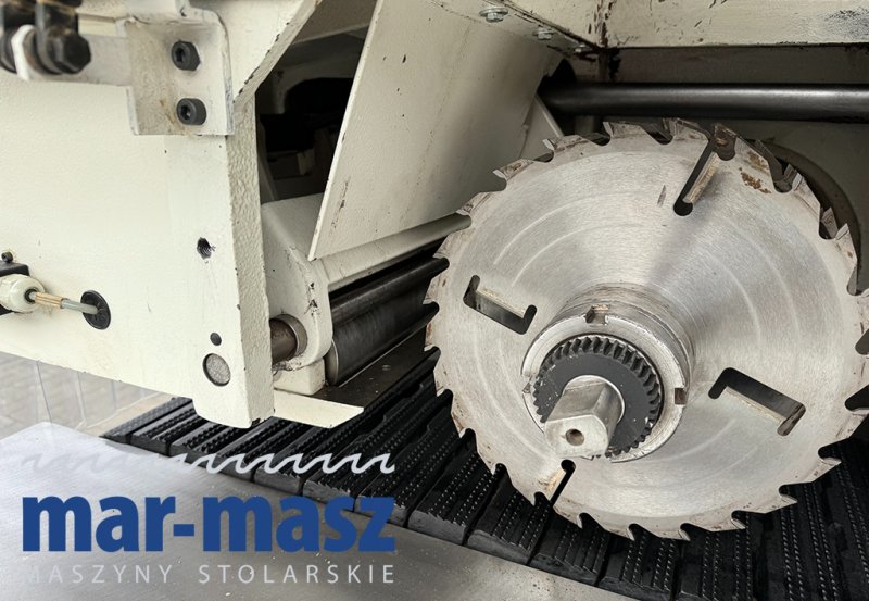 Wielopiła gąsienicowa do drewna SCM M3 - 03 Wielopiła gąsienicowa do drewna SCM M3 - 03