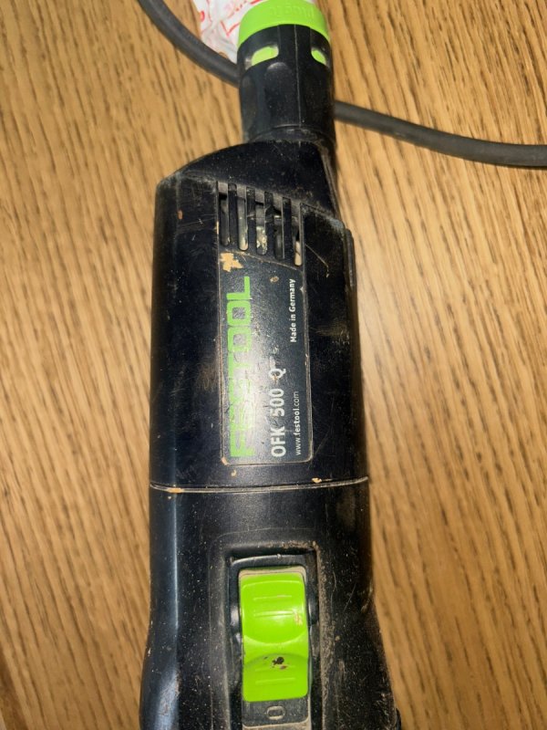Profesjonalna frezarka krawędziowa FESTOOL OFK 500 - 02 Profesjonalna frezarka krawędziowa FESTOOL OFK 500 - 02