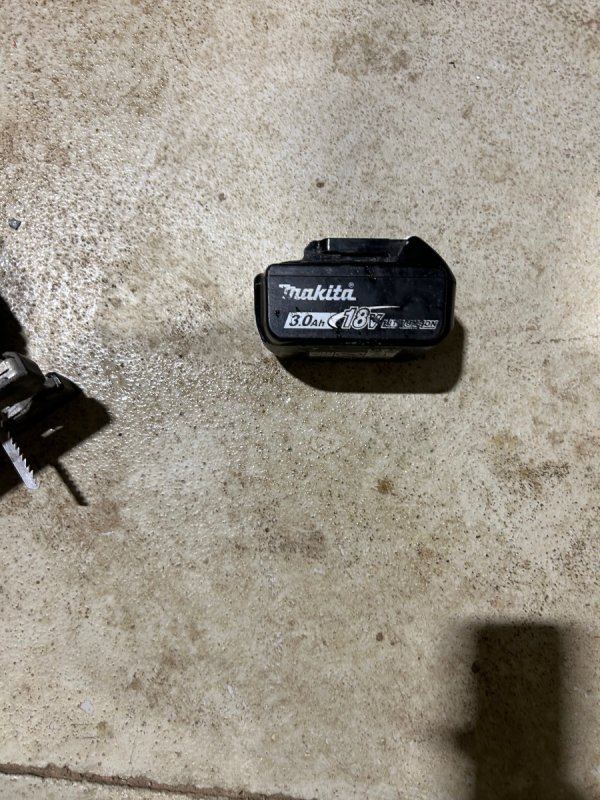 Wyrzynarka akumulatorowa Makita DJV180Z 18V LXT - 03 Wyrzynarka akumulatorowa Makita DJV180Z 18V LXT - 03